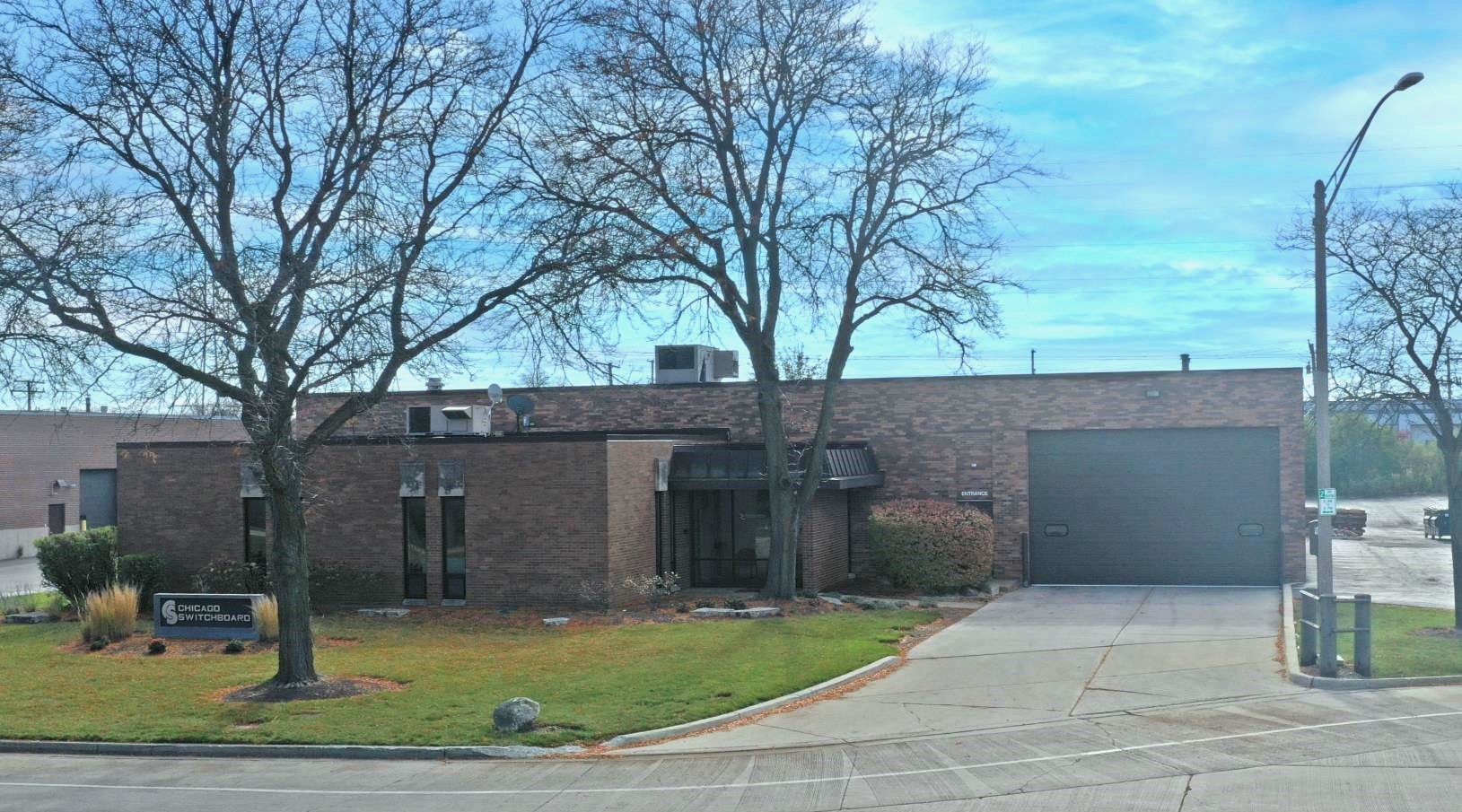 <address>470 W. Wrightwood Ave, <br>Elmhurst, IL (19,383 SF)</address> Image